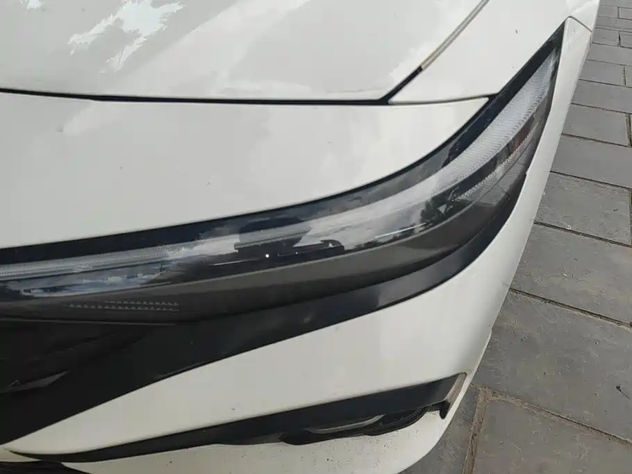 Hyundai Elantra 2024