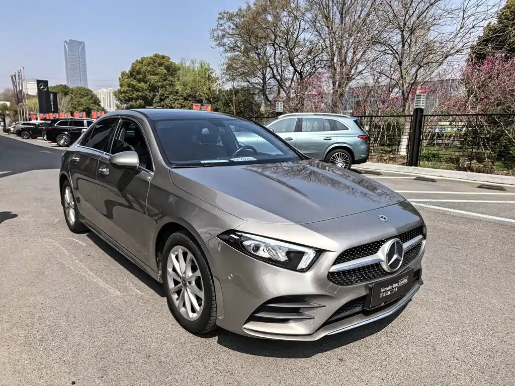 Mercedes-Benz A-Класс 2022