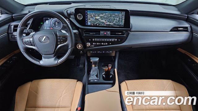 Lexus ES 2023