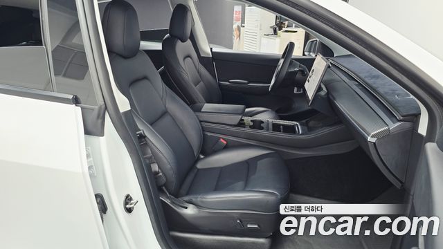 Tesla Model Y 2021