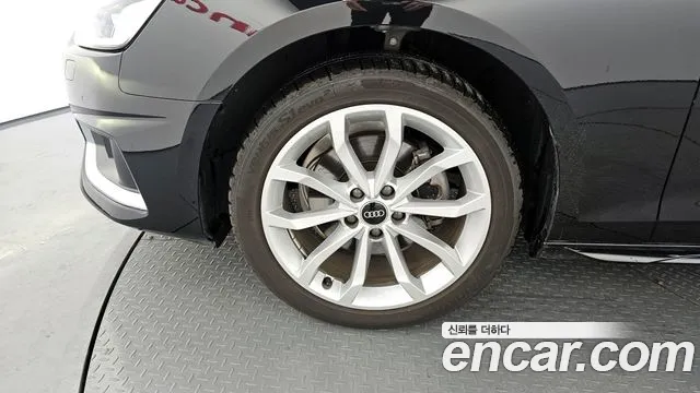 Audi A4 2022