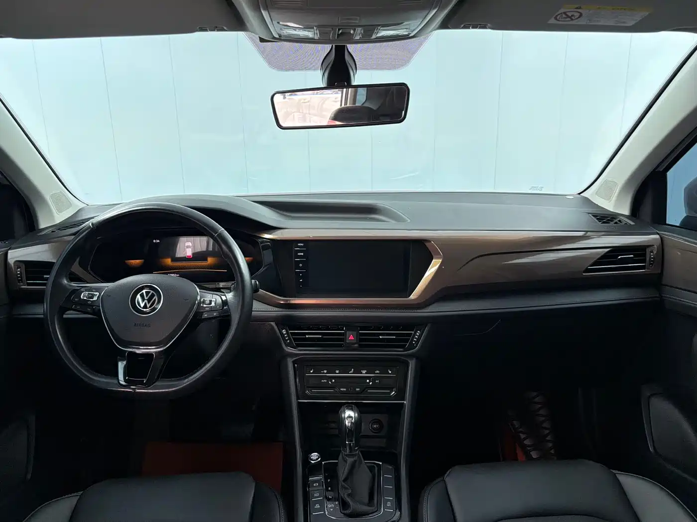 Volkswagen Tharu 2022