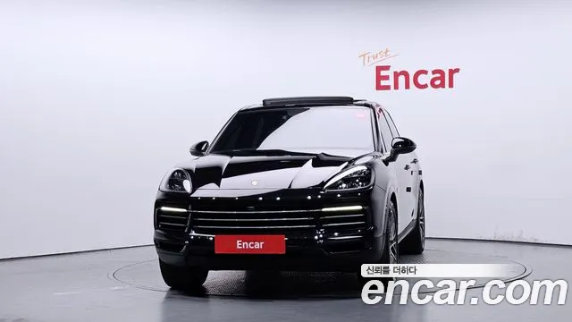 Porsche Cayenne 2021