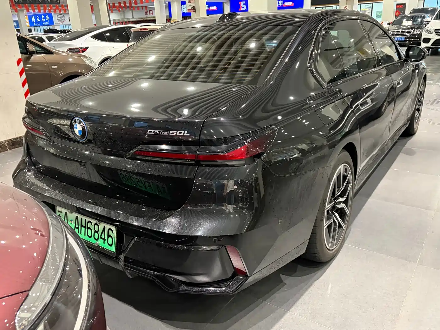 BMW i7 2024
