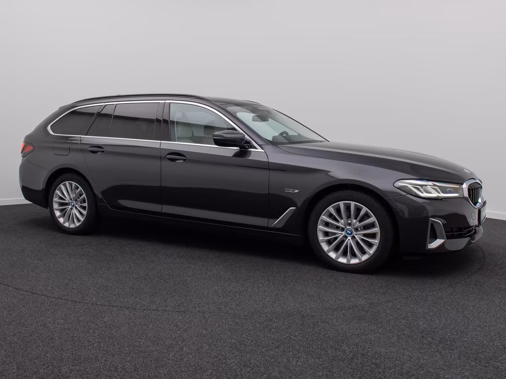 BMW 530 2022