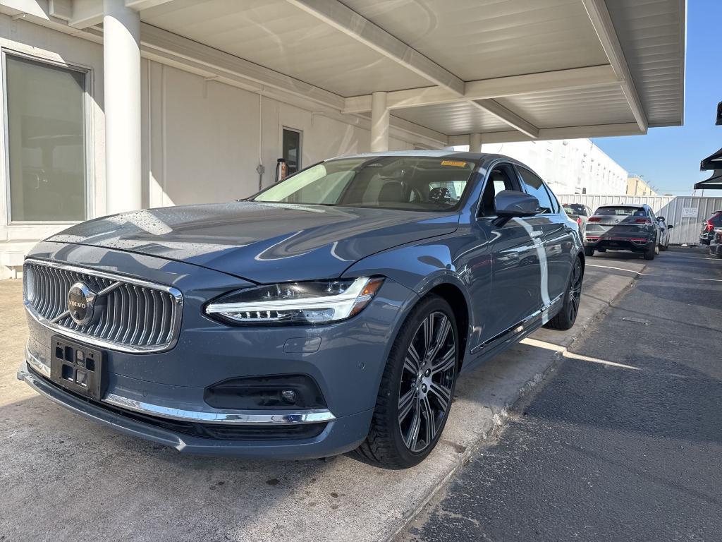 Volvo S90 2023