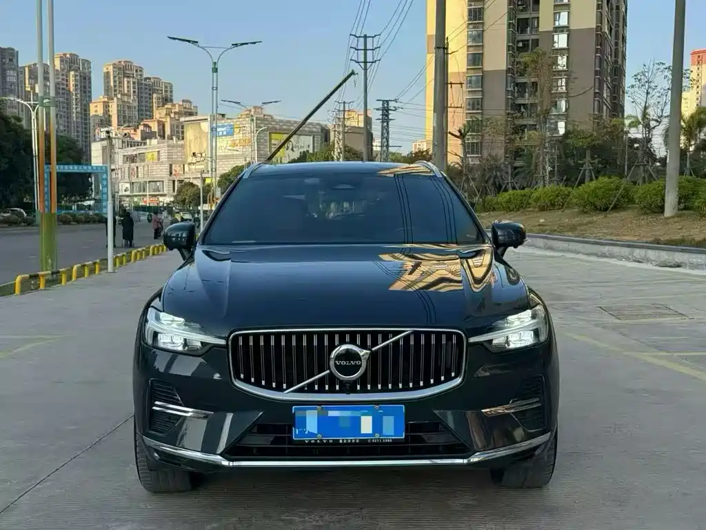 Volvo XC60 2022
