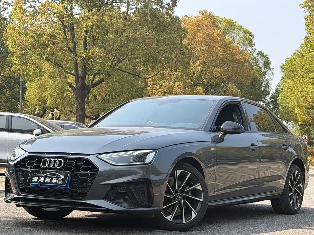 Audi A4 2023