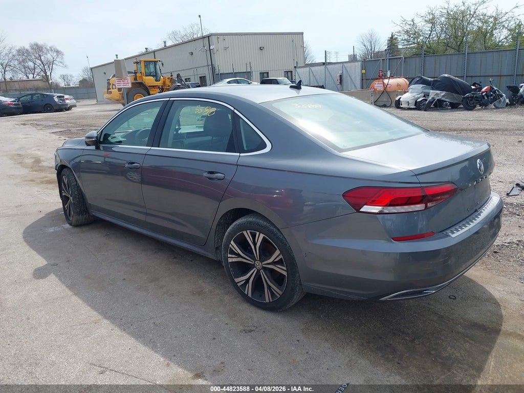 Volkswagen Passat 2021