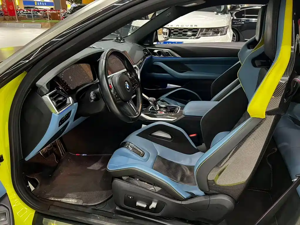 BMW M4 2022