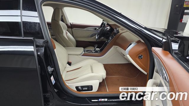 BMW M8 2021