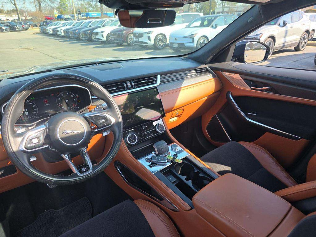 Jaguar F-Pace 2021