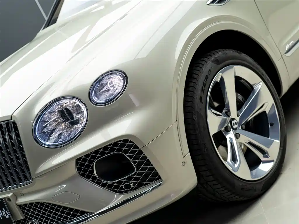 Bentley Bentayga 2025