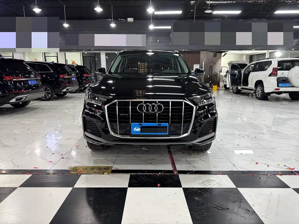 Audi Q7 2021