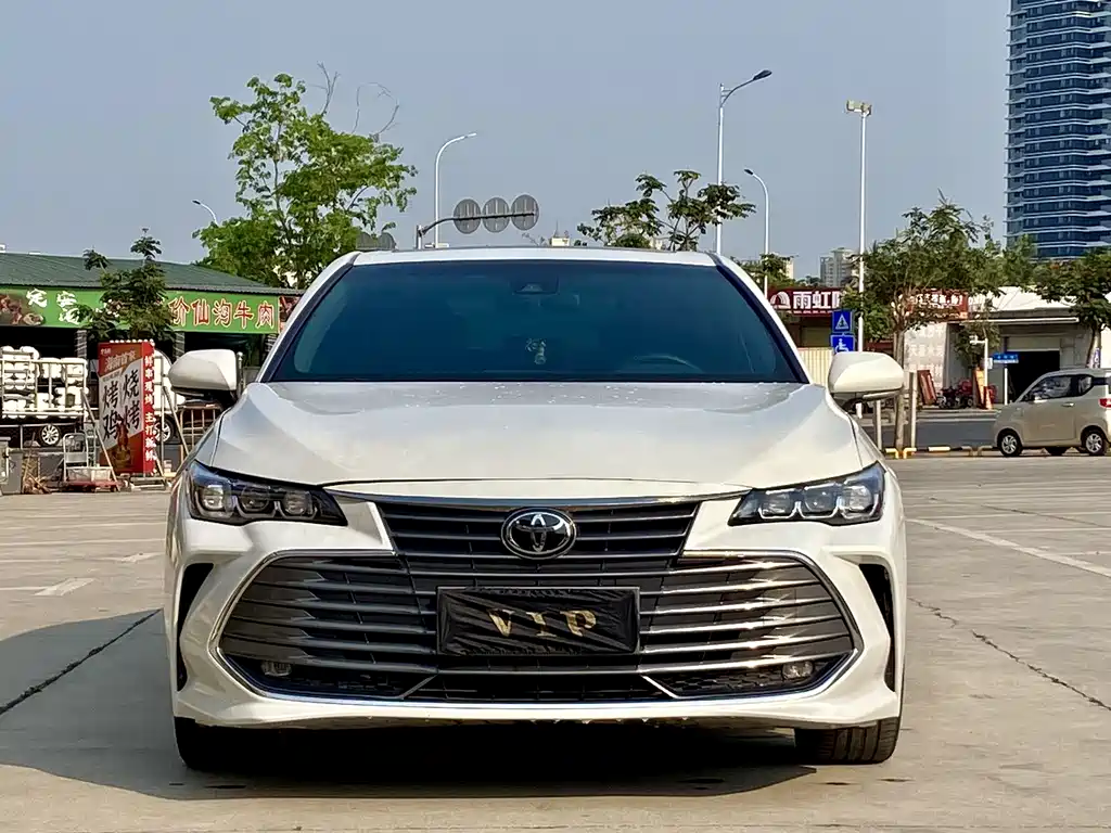 Toyota Avalon 2022