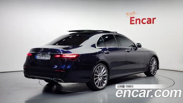 Mercedes-Benz E-Класс 2022