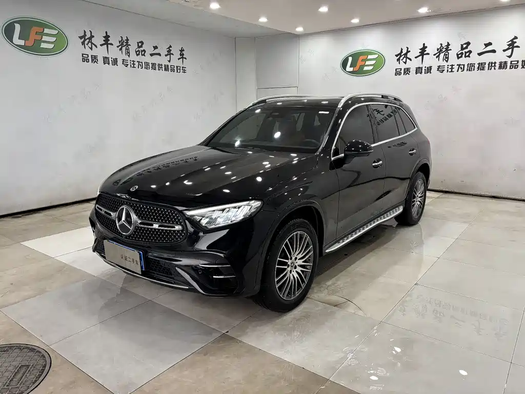 Mercedes-Benz GLC 2023