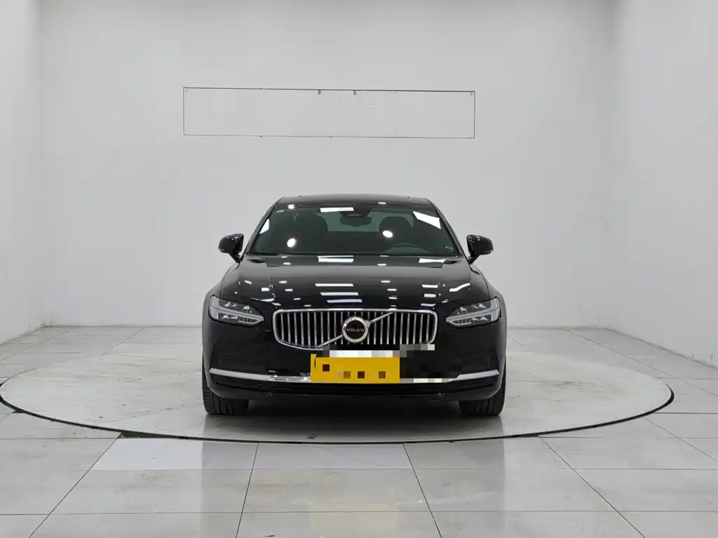 Volvo S90 2024