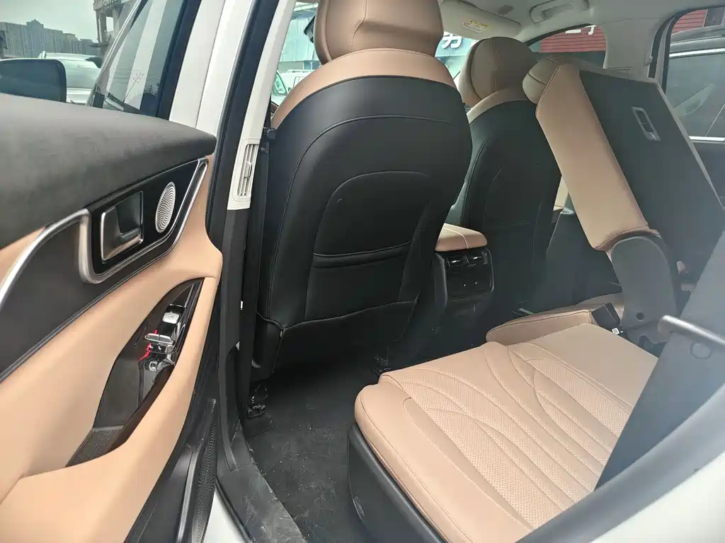 CHERY Tiggo 8L 2024
