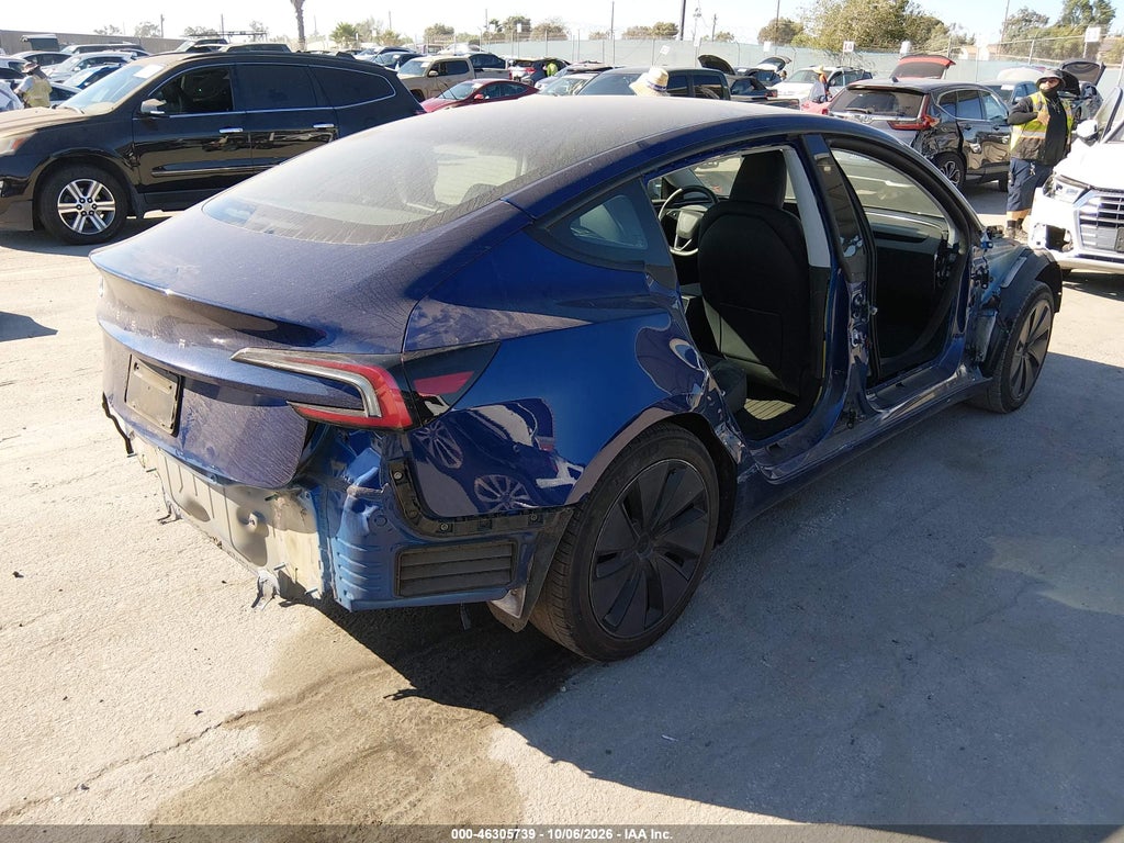 Tesla Model 3 2024