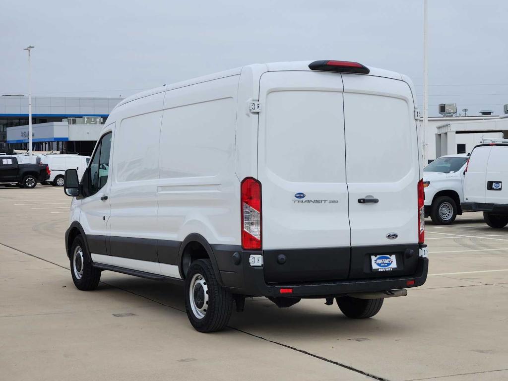 Ford Transit 2024