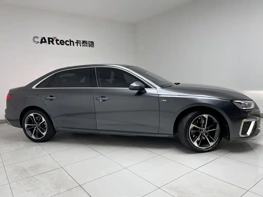 Audi A4 2024