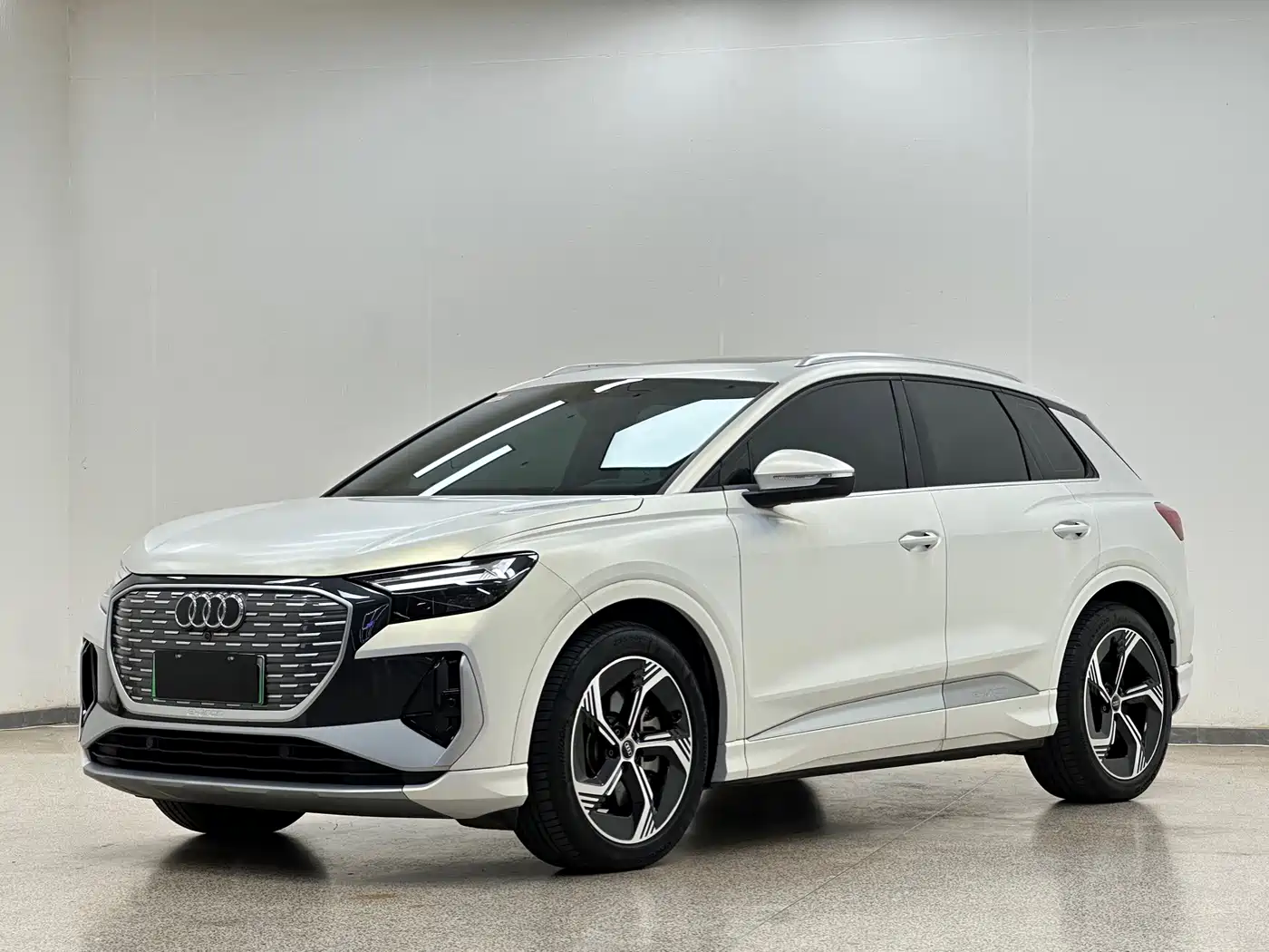 Audi Q4 e-tron 2024