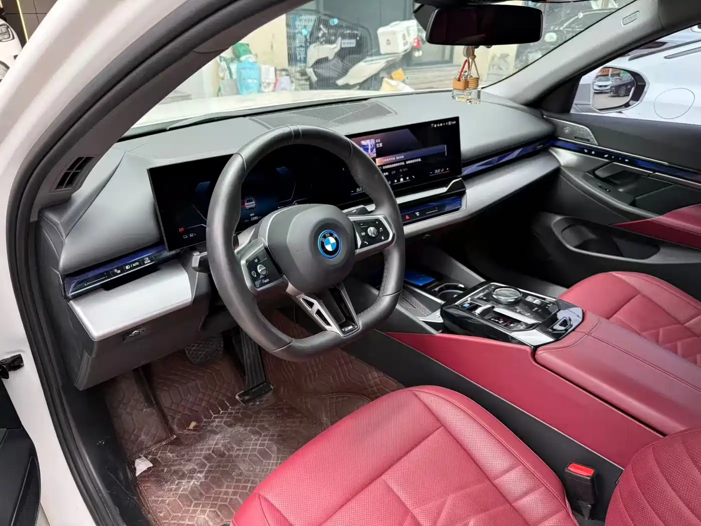BMW i5 2024