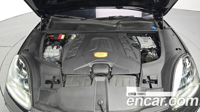 Porsche Cayenne 2023