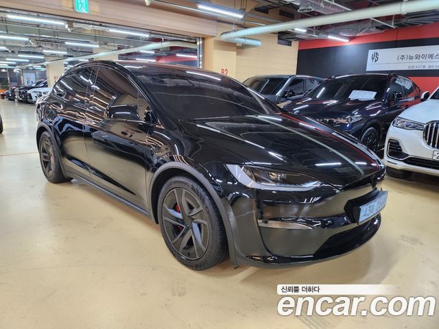 Tesla Model X 2026