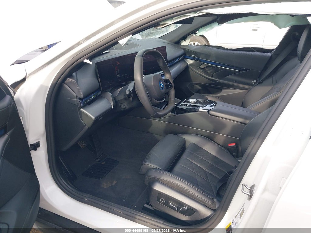 BMW i5 2024