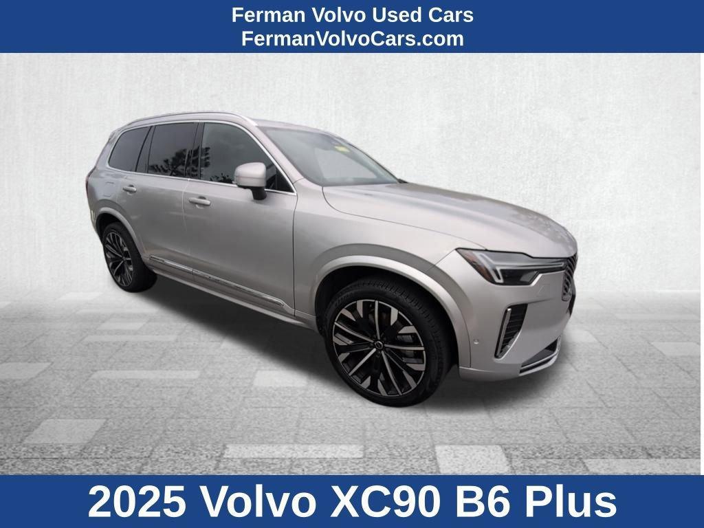 Volvo XC90 2025