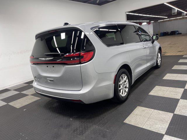 Chrysler Pacifica 2024