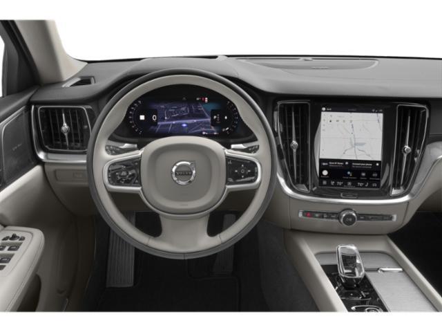 Volvo V60 Cross Country 2026