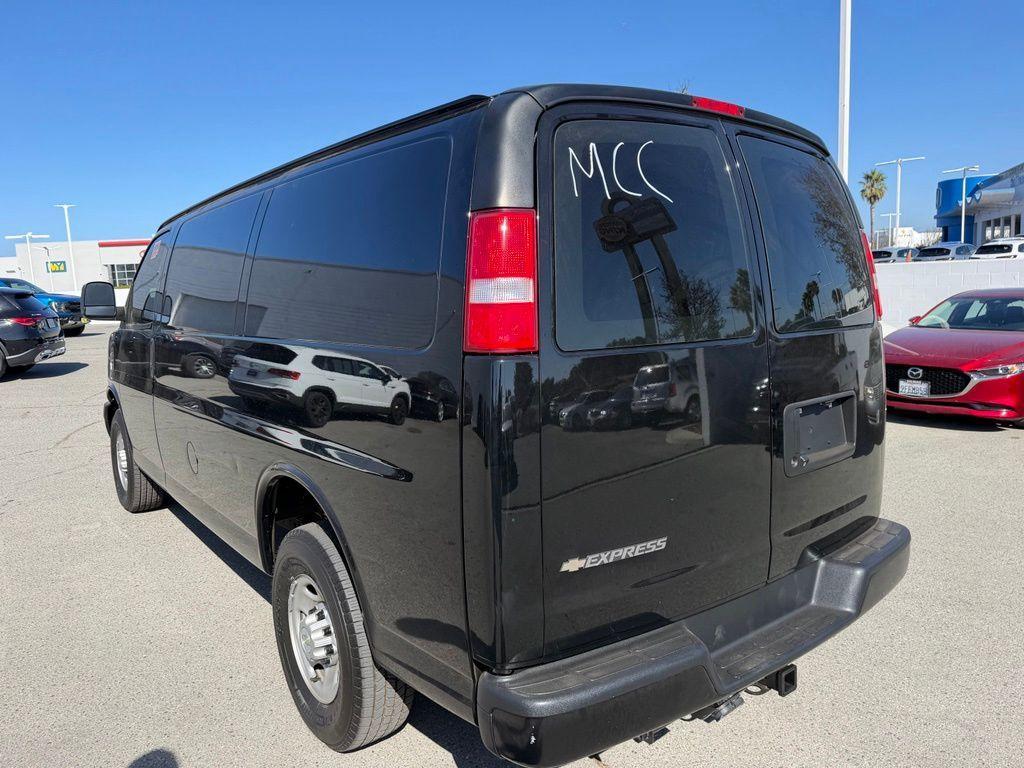 Chevrolet Express 2021