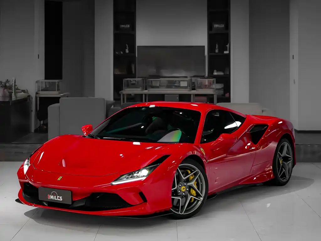 Ferrari F8 2021