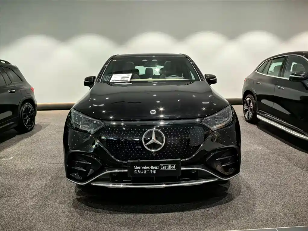 Mercedes-Benz EQE SUV 2025