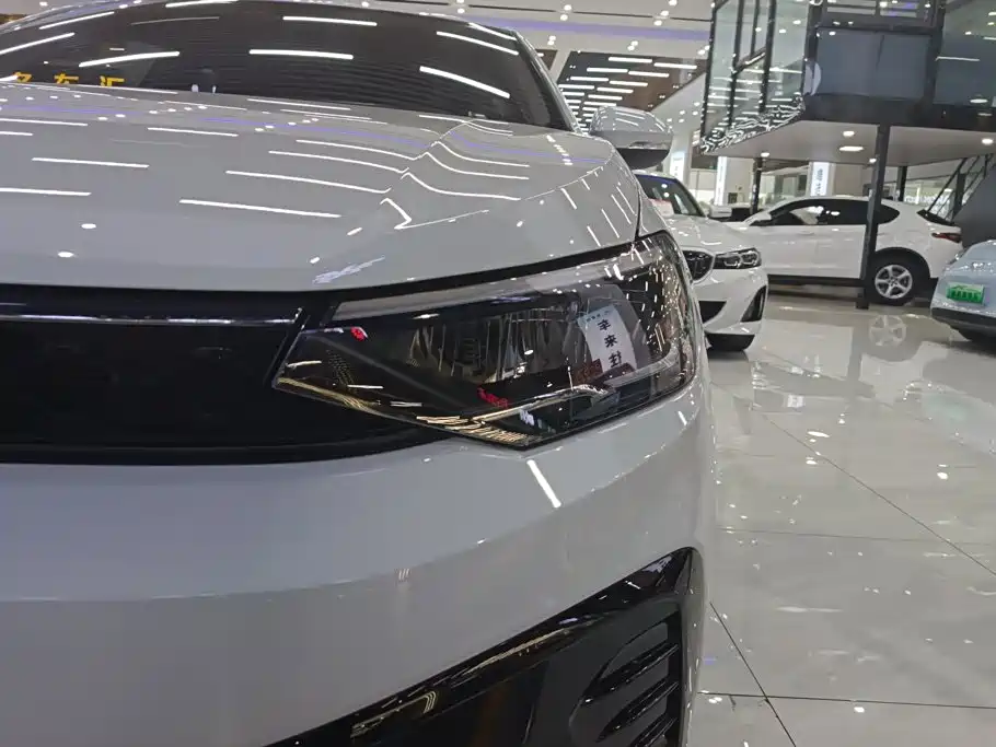 Volkswagen Lavida 2025