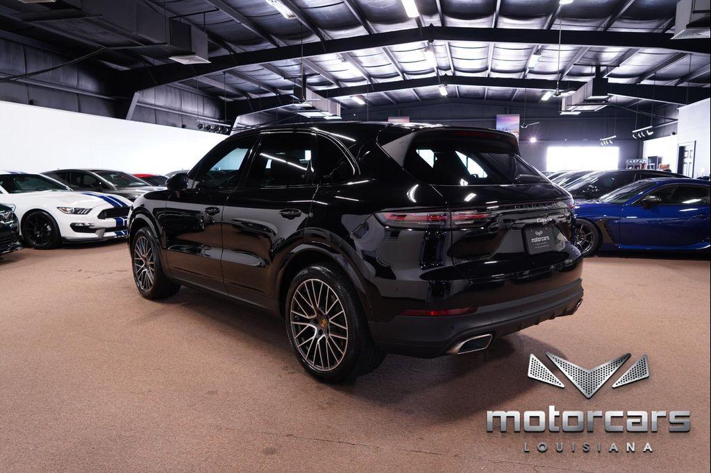 Porsche Cayenne 2021