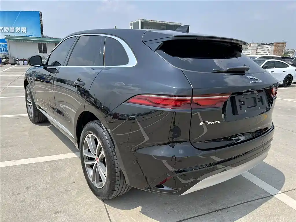 Jaguar F-Pace 2021