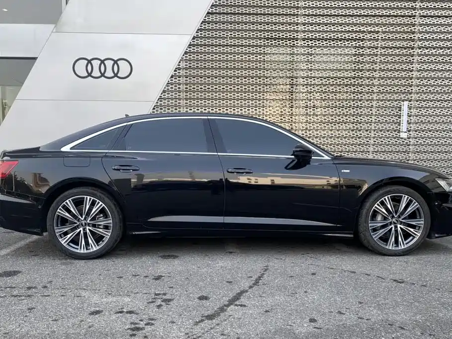 Audi A6 2024