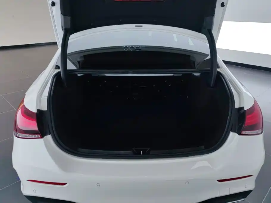 Mercedes-Benz A-Класс 2022