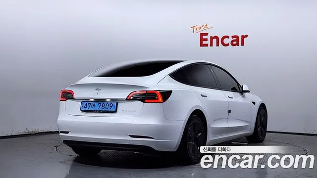 Tesla Model 3 2021