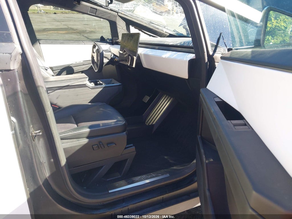 Tesla Cybertruck 2024