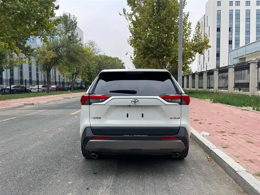 Toyota RAV4 2022