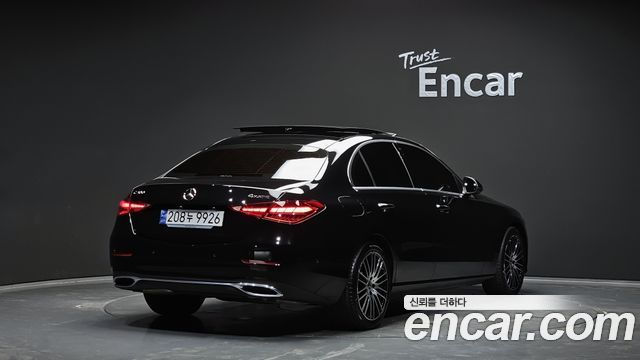 Mercedes-Benz C-Класс 2024