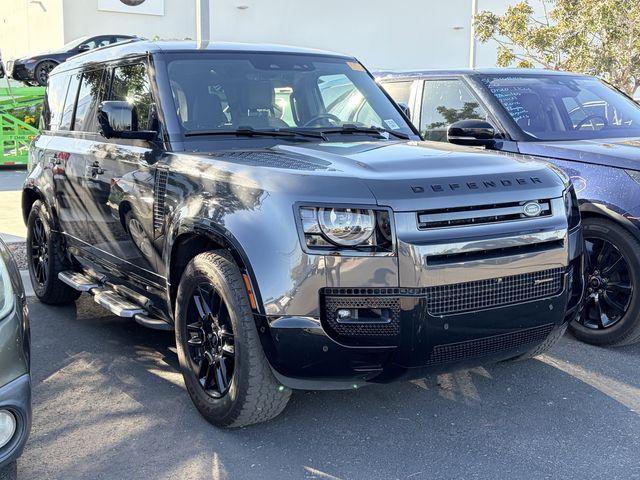 Land Rover Defender 2023