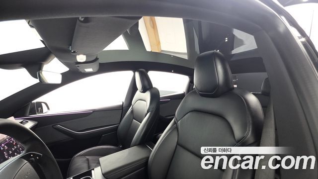 Tesla Model Y 2026