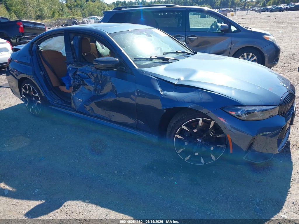 BMW 330 2025
