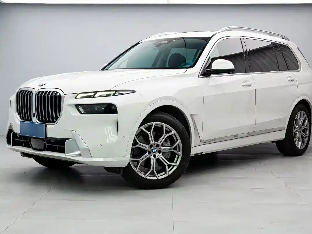 BMW X7 2023